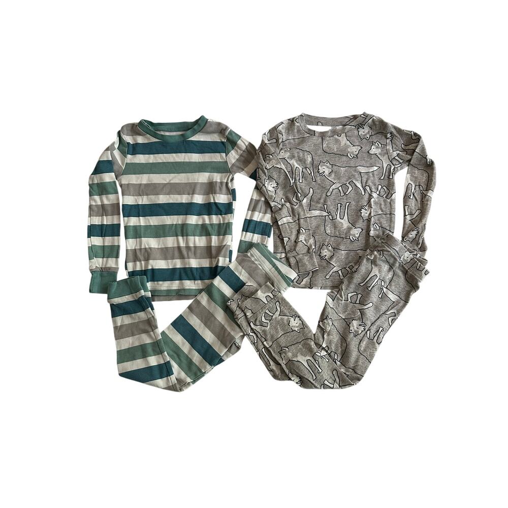 Set of 2 Kid's Striped and Wolf Pajamas